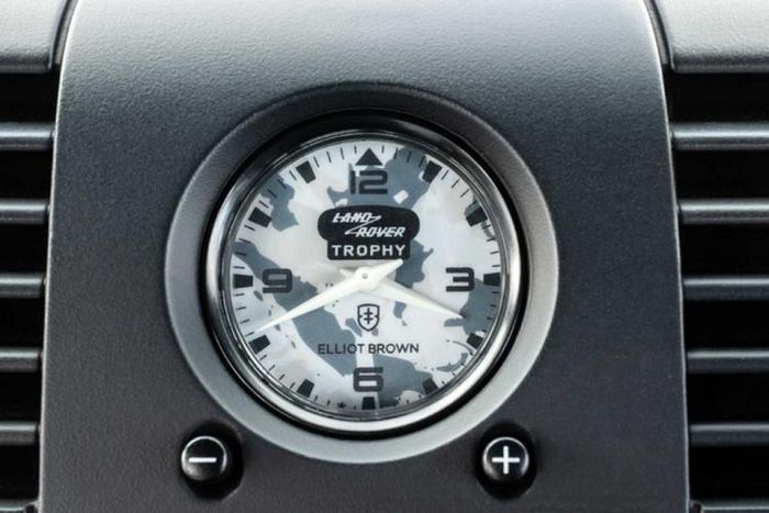 Land Rover Classic Defender Works V8 Trophy II 2023 từ 6,4 tỷ đồng - Hình 5