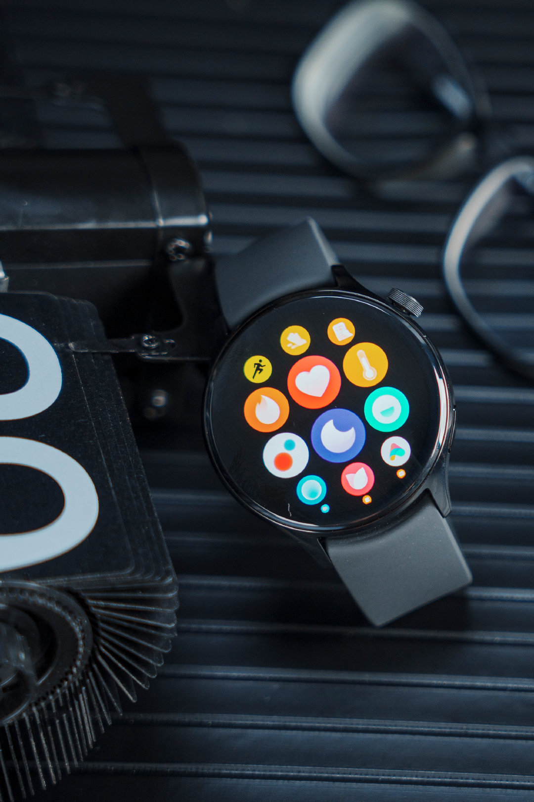 Xiaomi ra mắt đồng hồ Watch S1 Pro và tai nghe Buds 4 Pro - Hình 4