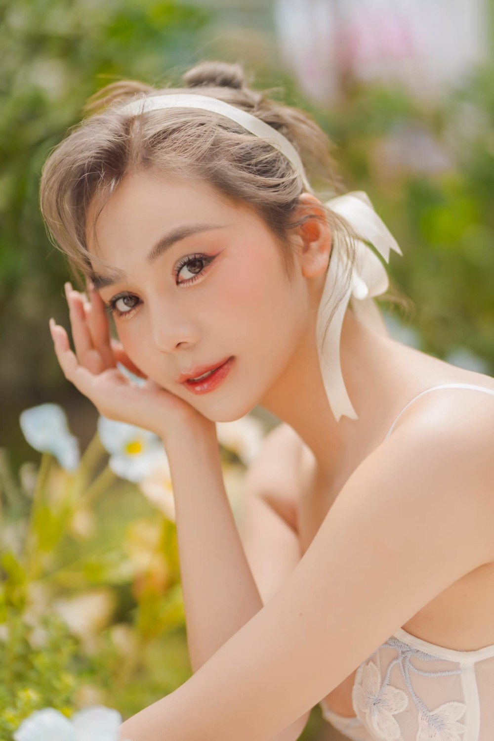 Hoàng Kim Chi - Nữ chính gây tranh cãi 'Người ấy là ai' xác nhận thi Miss Grand Vietnam - Hình 6