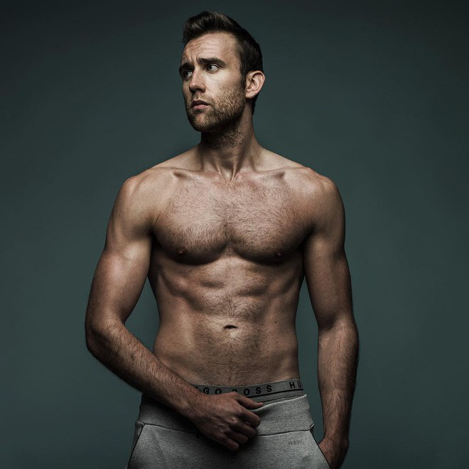 Matthew Lewis: Phù thủy ham ăn, mập ú của Harry Potter lột xác thành soái ca, cưới mỹ nhân nóng bỏng - Hình 6