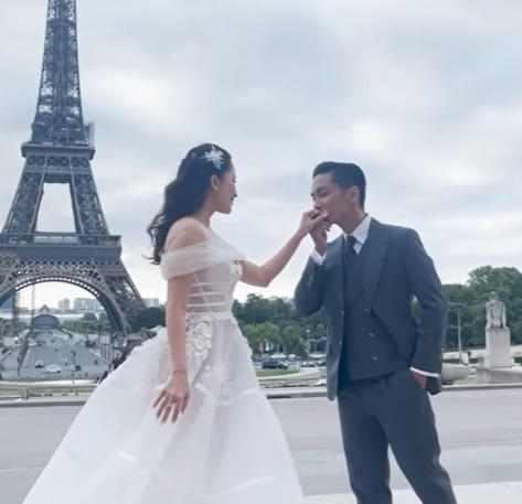 Khánh Thi - Phan Hiển chụp ảnh cưới ở Pháp vẫn không quên 2 nhóc tì - Hình 1