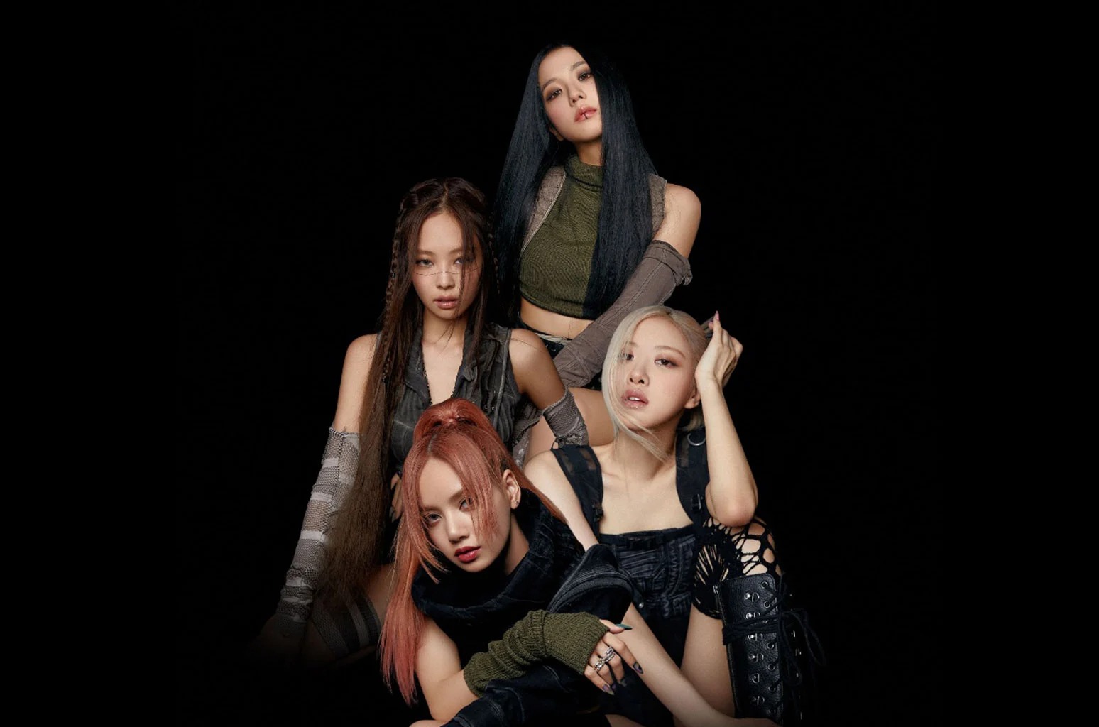 Jisoo (BLACKPINK) lộ cơ bụng số 11 thần thánh, khiến người hâm mộ rần rần hậu comeback - Hình 1