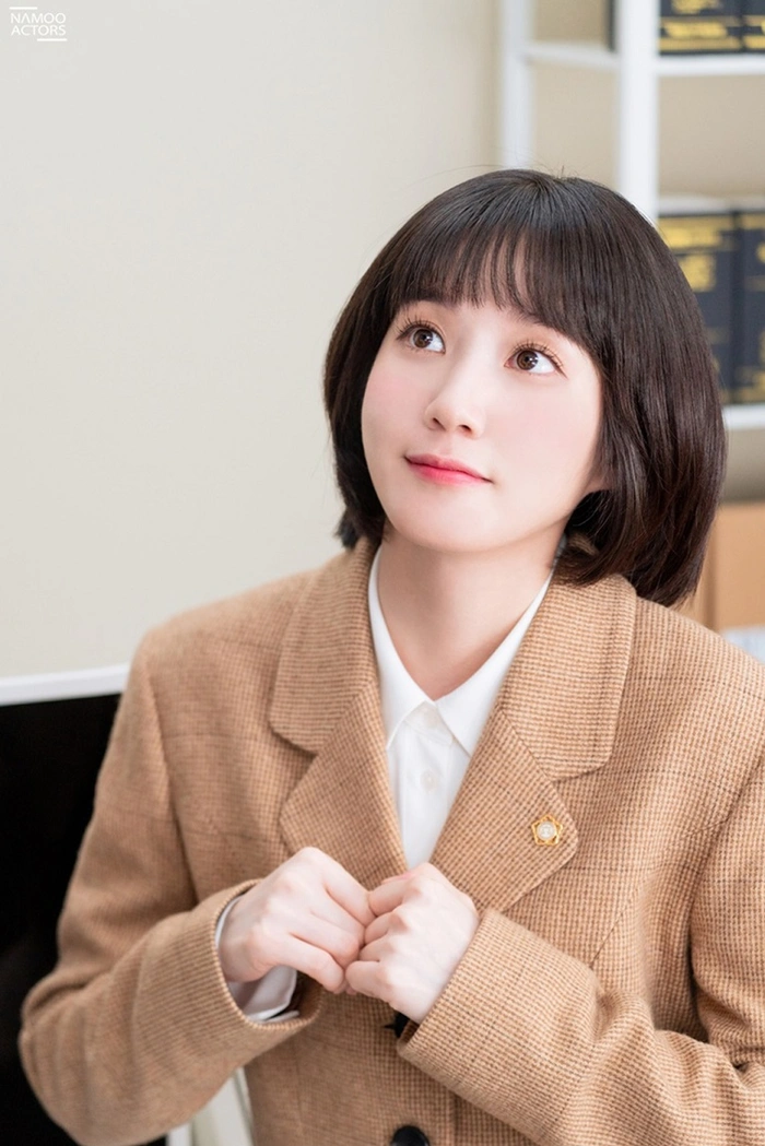 Park Eun Bin không đi ăn chung với đoàn phim vì xích mích, Nữ Luật Sư Kỳ Lạ sẽ không có phần 2? - Hình 4