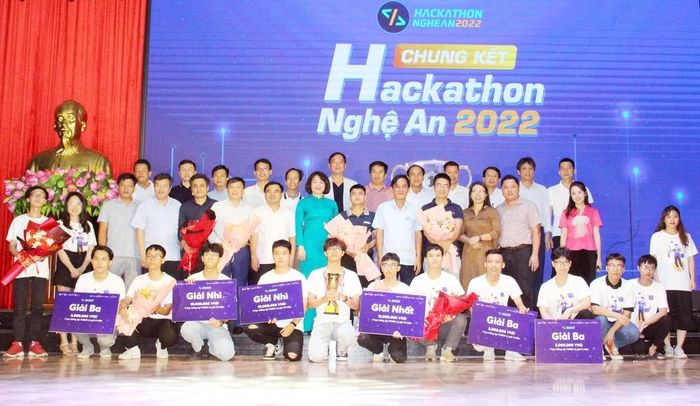 Trao giải cuộc thi Hackathon Nghệ An năm 2022 - Hình 4