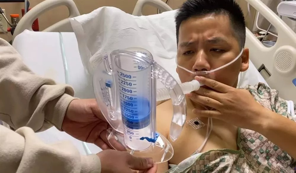 Khoa Pug tái xuất sau khi chi hơn 5 tỷ kéo chân, khuyên ai ba mẹ nuôi, ăn no rửng mỡ hãy như mình! - Hình 2