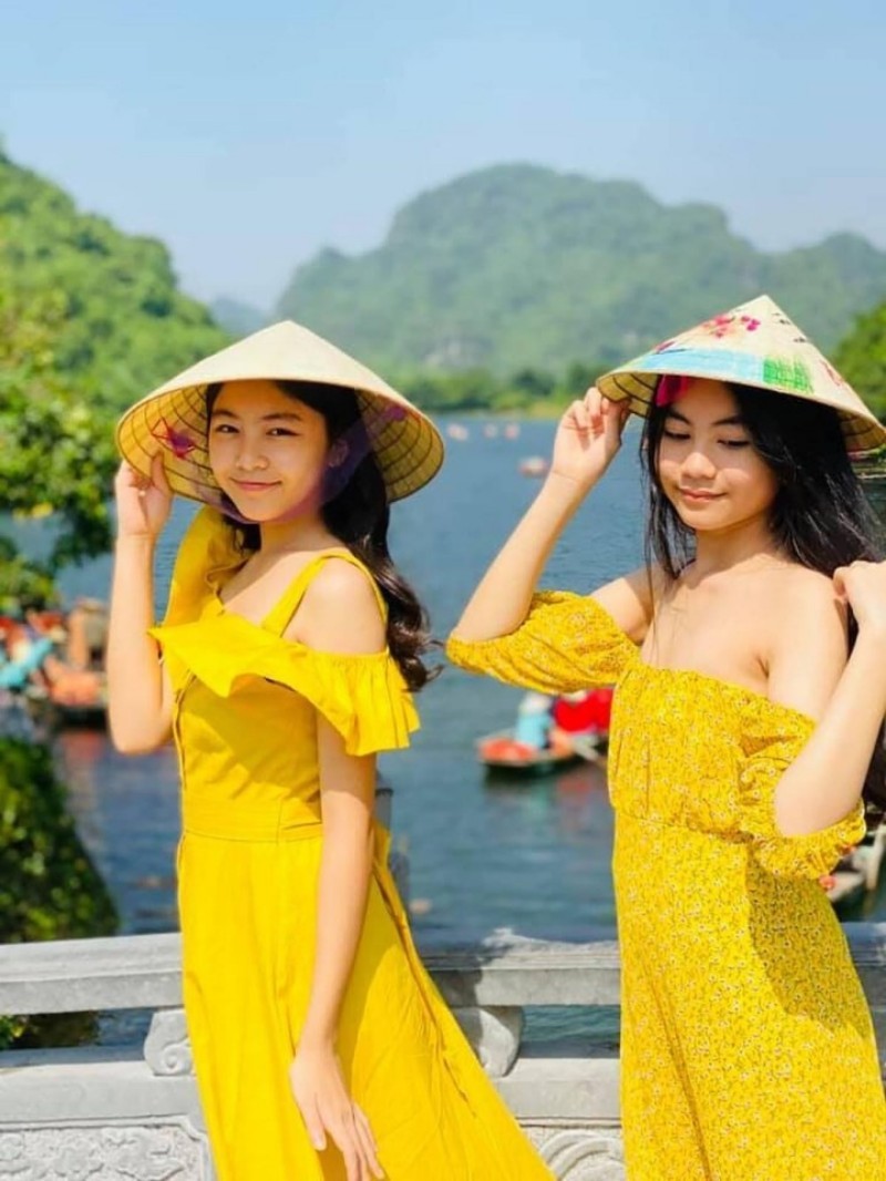 Lọ Lem - Hạt Dẻ: Hai ái nữ nhà MC Quyền Linh vừa xinh đẹp vừa học giỏi - Hình 7