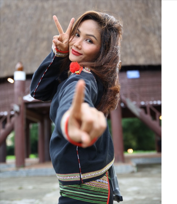 Thùy Tiên - HHen Niê - Tiểu Vy, HIEUTHUHAI được ship với cả 3 mỹ nhân đình đám: Đau đầu lựa chọn? - Hình 14