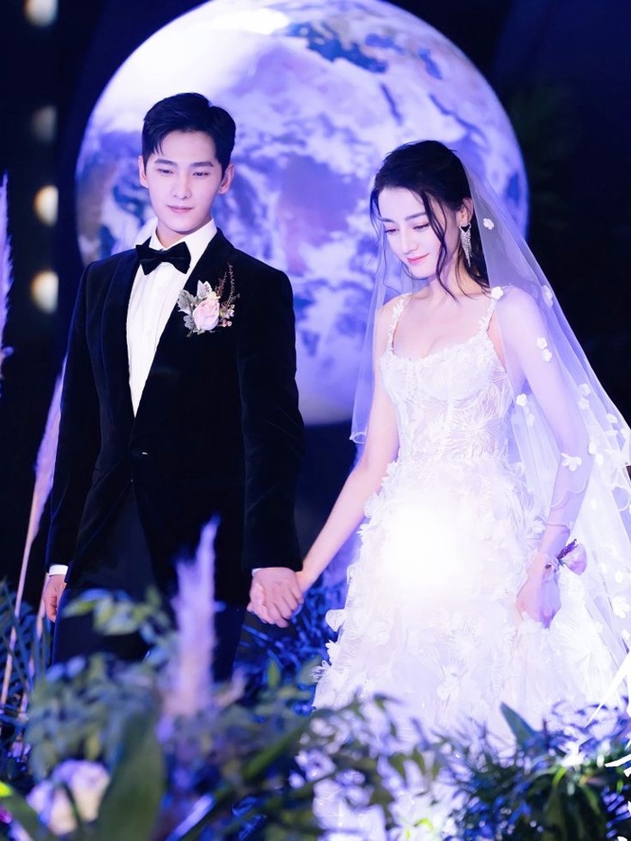 Địch Lệ Nhiệt Ba chê, không muốn hợp tác với Dương Dương hay Cung Tuấn: Không cùng đẳng cấp? - Hình 5