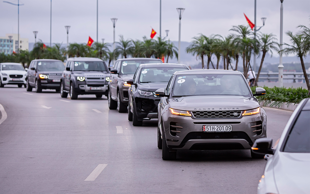 Dàn xe hạng sang mới nhất của Land Rover sắp hội tụ tại Phú Thọ - Hình 3