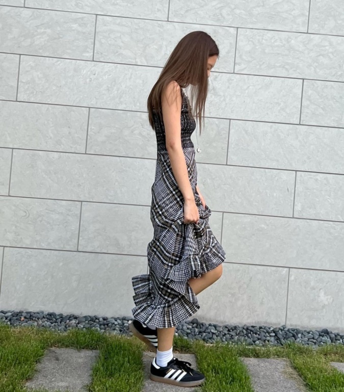 Jennie chính thức phản ứng khi bị bóc trần cùng V (BTS) đi ăn thịt nướng trước thềm comeback - Hình 2