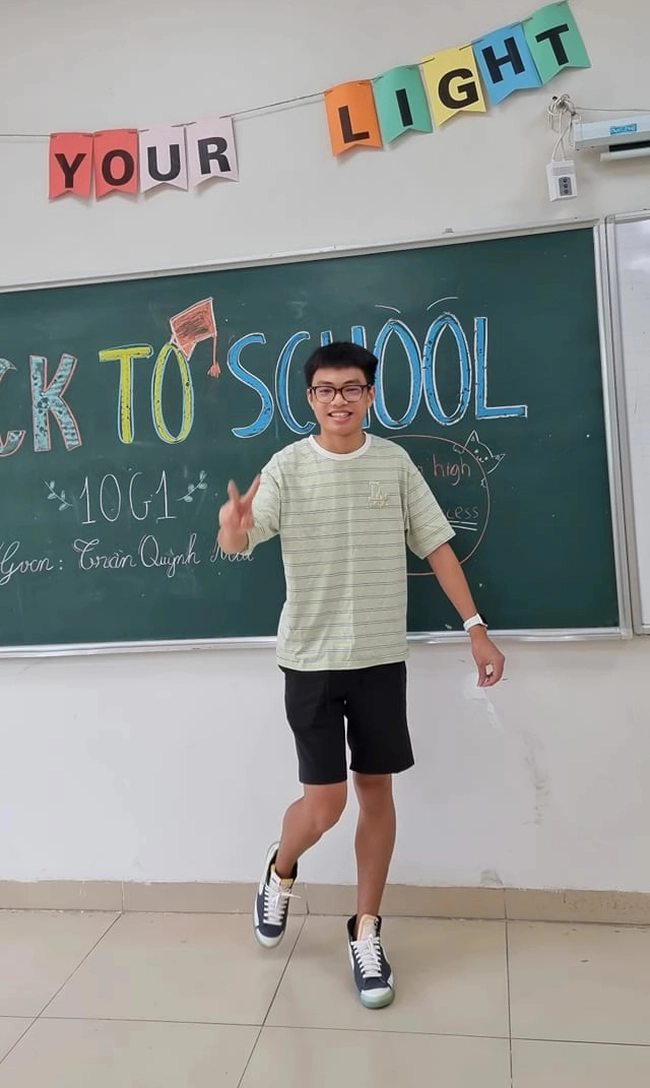 Con trai Xuân Bắc kể chuyện học Lịch sử, nói 1 câu khiến bố toát mồ hôi hột - Hình 1