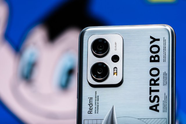 Ảnh thực tế Redmi Note 11T phiên bản Astro Boy đặc biệt, giá chỉ 8.7 triệu đồng - Hình 9