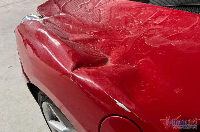 Hiện trạng hư hỏng nặng nề của siêu xe Ferrari 488 GTB bị tai nạn ở Hà Nội - Hình 11