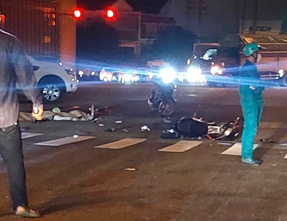 TP Hồ Chí Minh: 2 xe máy đâm nhau, 3 người thương vong - Hình 1