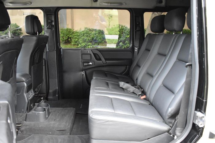 Bản độ 6 bánh của Mercedes-Benz G550 được bán đấu giá - Hình 9