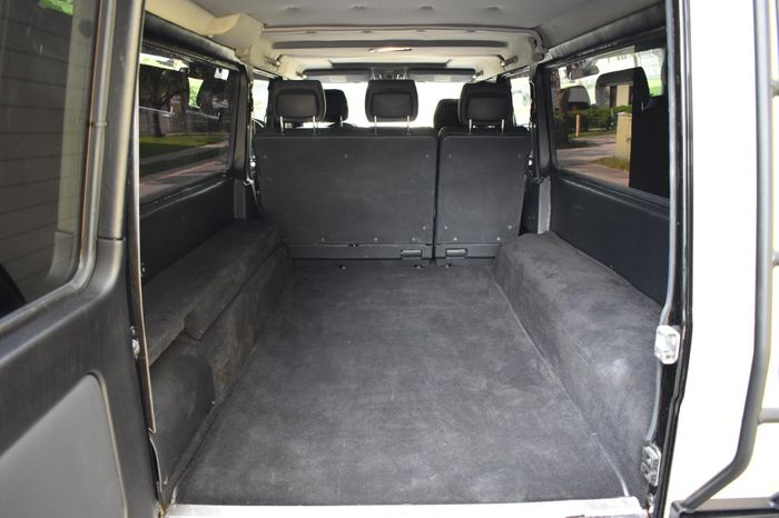 Bản độ 6 bánh của Mercedes-Benz G550 được bán đấu giá - Hình 11