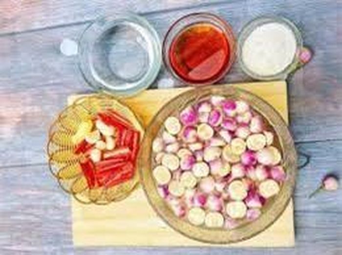 Cà pháo muối xổi nhớ làm thêm bước này, cà trắng phau, giòn tan, không đắng - Hình 1