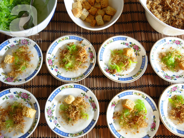 Cách làm bánh bèo chay nấm ruốc đãi cả nhà ngày rằm - Hình 1