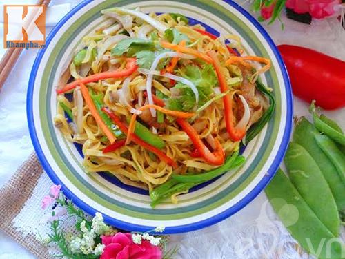 Cách làm món mì xào gà cực ngon cho bữa sáng - Hình 8