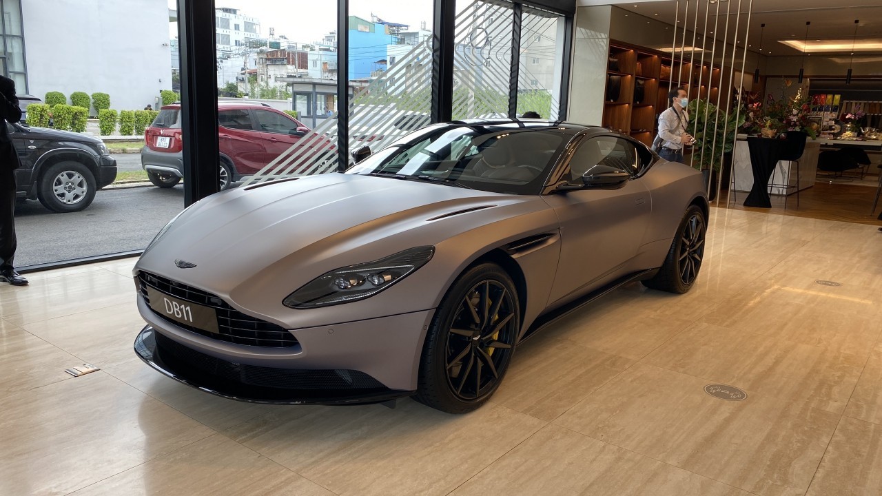 Cận cảnh siêu xe Aston Martin Vantage F1® Edition và DB11 V8 Coupe - Hình 6