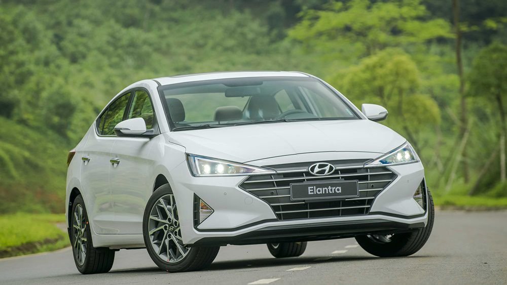 Đại lý bắt đầu nhận đặt cọc Hyundai Elantra thế hệ mới - Hình 3