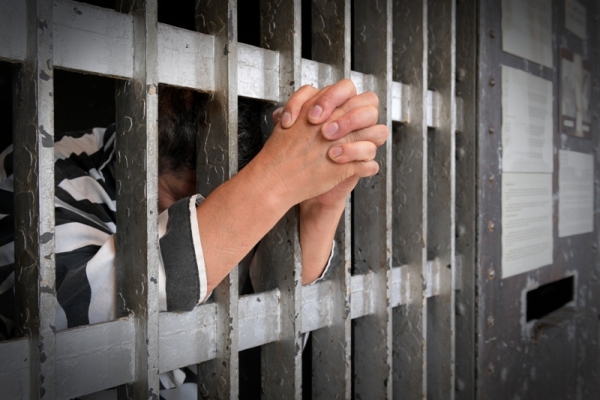 Đắk Lắk: Quản giáo quên khóa cửa, bị can trốn tạm giam về gặp vợ con - Hình 1