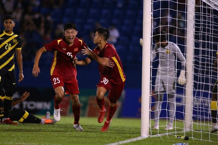 Đoạt vé chung kết nhờ chiến thắng nghẹt thở, U19 Việt Nam vẫn gặp mối lo trước giải châu Á - Hình 3