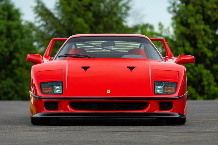 Hàng hiếm Ferrari F40 được bán đấu giá - Hình 9