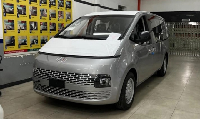 Hyundai Staria bản 2022 cao cấp hơn mọi mặt so với bản cũ - Hình 2