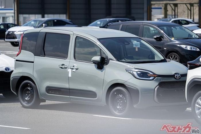 Toyota Sienta 2023 giá rẻ chốt lịch ra mắt, chỉ từ 333 triệu đồng - Hình 6