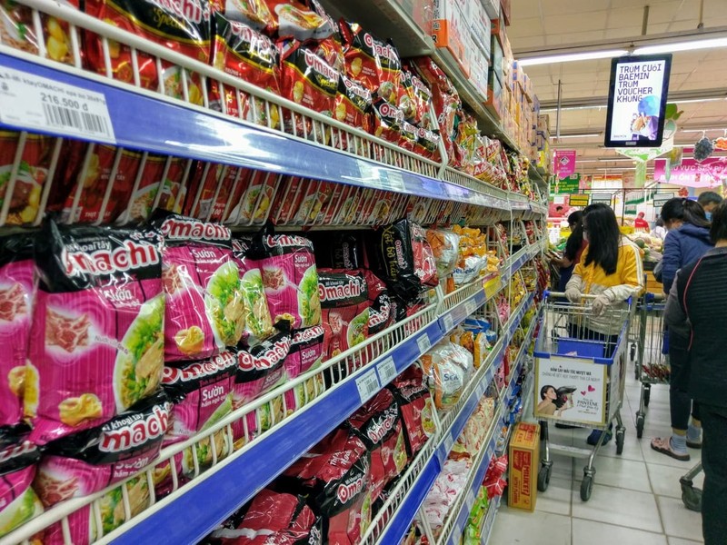 Xăng giảm, hàng hóa không giảm: Không nên làm ăn chộp giật! - Hình 2