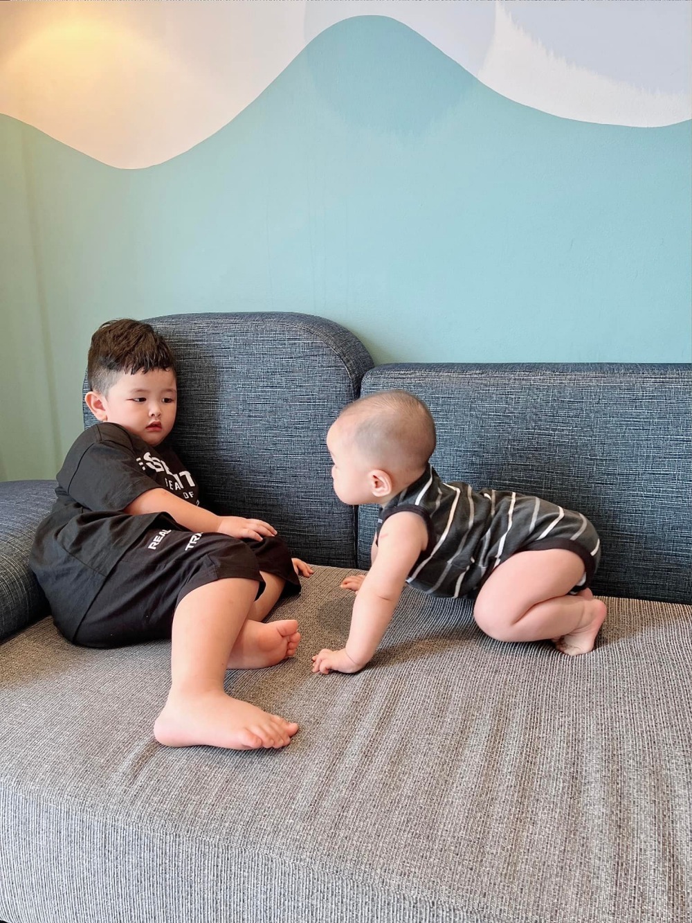 Bảo Thy nghi vấn đang mang thai lần 2, để lộ loạt ảnh bụng to khiến dân tình ngỡ ngàng - Hình 9