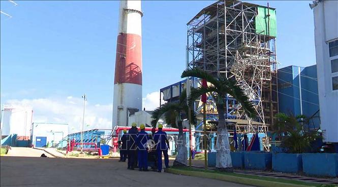 Nhà máy điện lớn nhất Cuba ngừng hoạt động - Hình 1