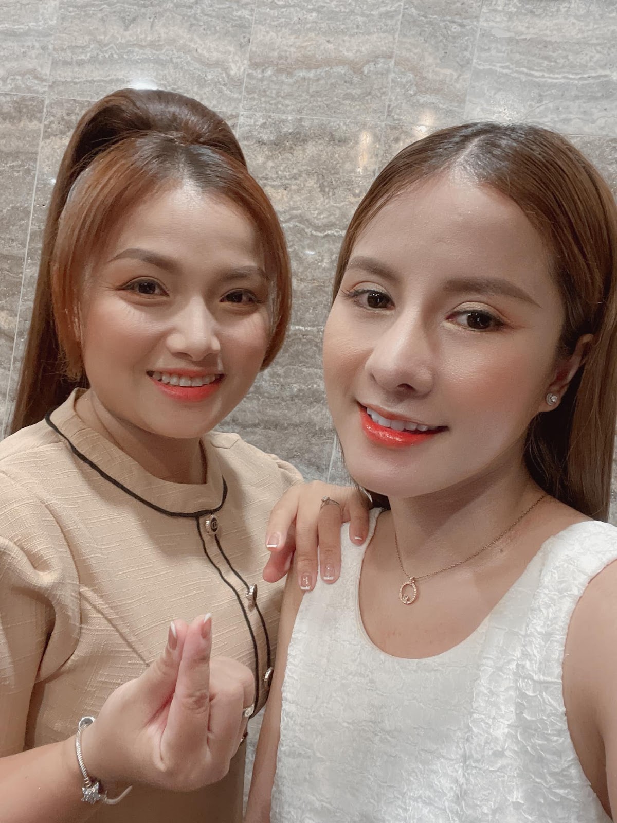 Bà Nhân Vlog rưng rưng nhắc chuyện con cái, tiết lộ thêm bí mật về mối quan hệ với Quỳnh Trần JP - Hình 1