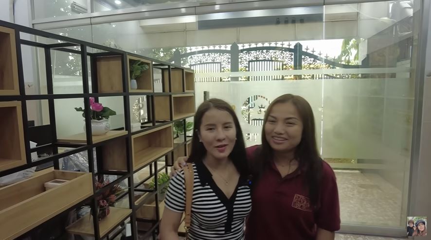 Bà Nhân Vlog và chồng Nhật mỗi người một nơi, ngày đặc biệt không thể gần nhau: Lý do gây xót xa - Hình 9