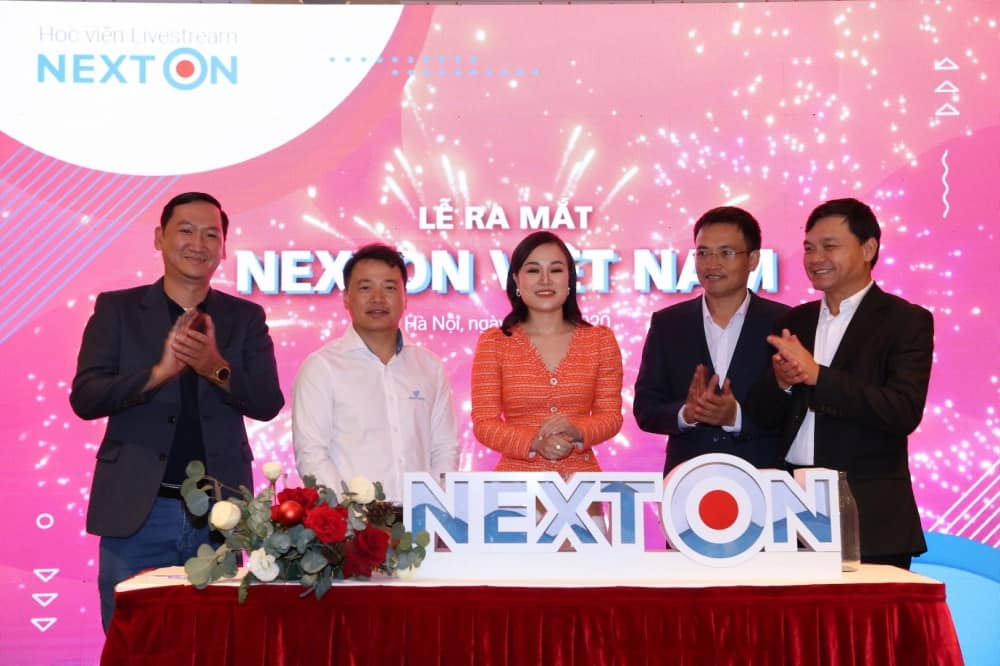 Bồ cũ Shark Bình tiếp tục mắng nhiếc Phương Oanh xấu tính, chê cá mập không biết quản trị bạn gái - Hình 5