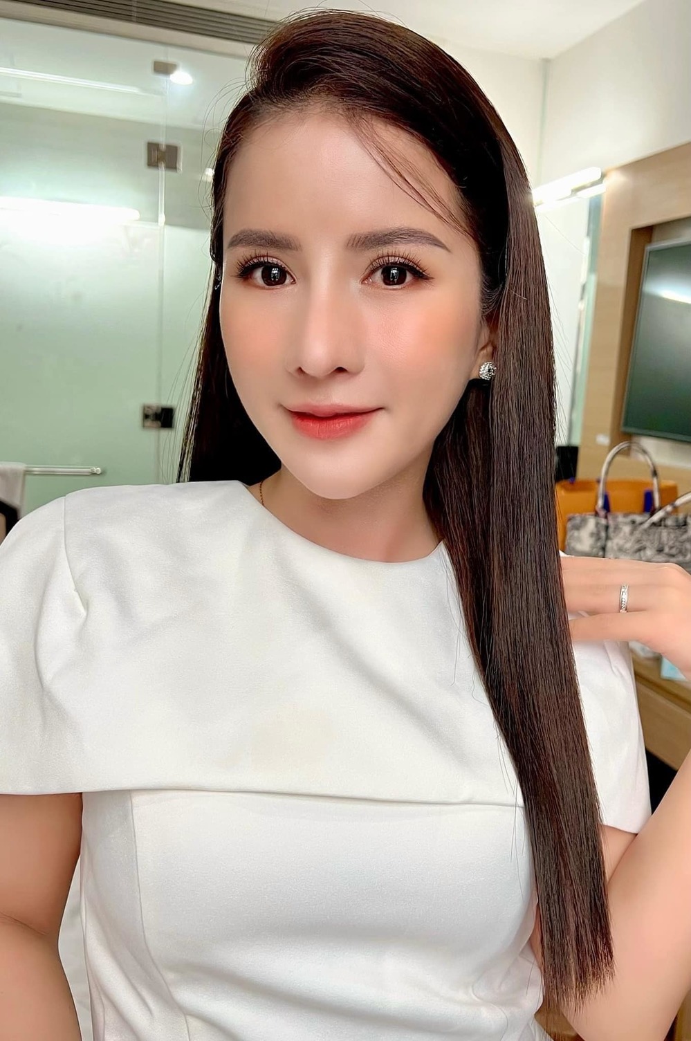 Đức Nhân sang châu Phi từ thiện, được Quang Linh giúp đỡ nhiệt tình nhưng bị nói ké fame - Hình 6