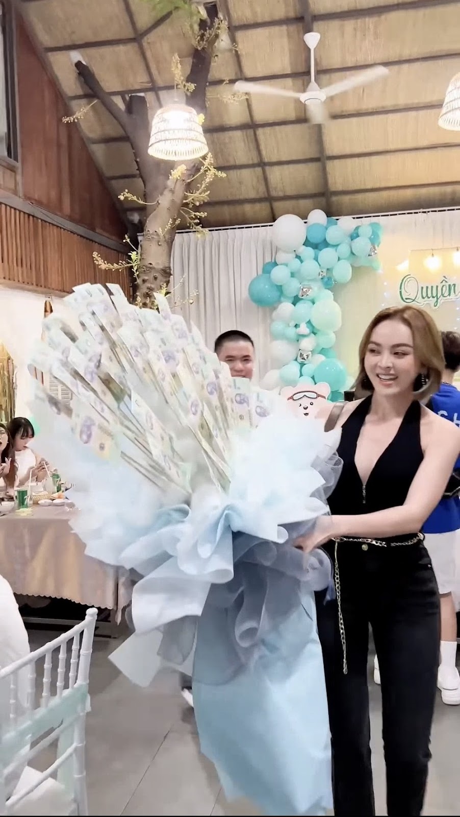Trang Nemo gây sốt khi có hành động đặc biệt với 'chiến thần' sát cánh cùng cô trong vụ Trần My - Hình 2