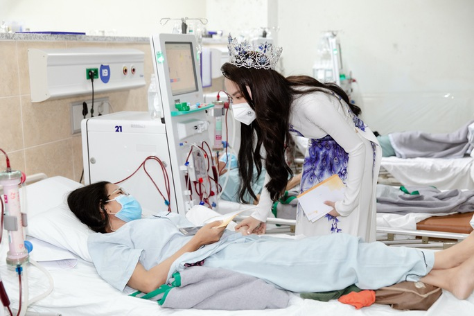 Hoa hậu Mai Phương đòi bán vương miện sau 1 tháng đăng quang, lý do thực sự là gì? - Hình 5