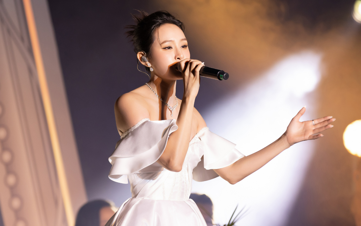 Hiền Hồ đắt show, nhận cát-xê khủng sau drama tình ái anh em nương tựa - Hình 3