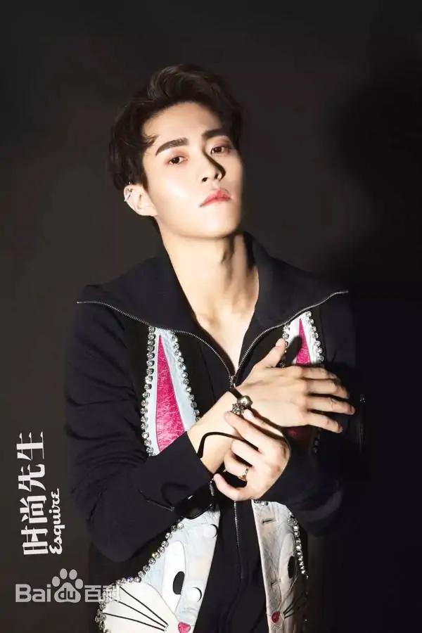 Lý Dịch Phong cũng phải 'chào thua' nam idol khét tiếng xứ Trung: H​​ẹn hò 3 cô gái trong 1 đêm - Hình 1