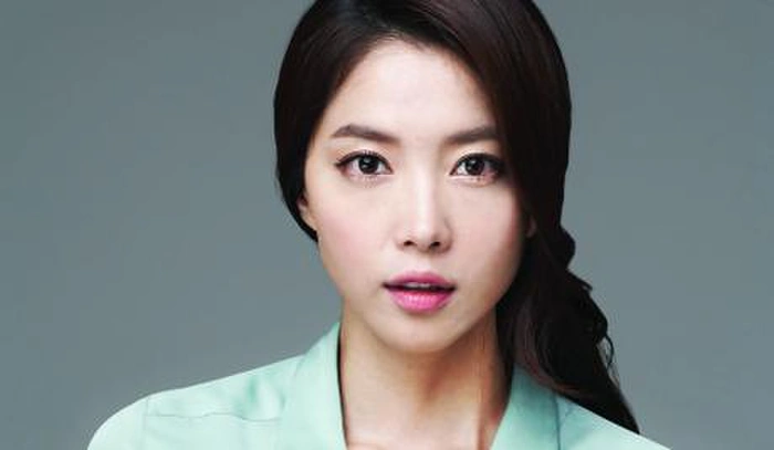 Hyun Bin - Son Ye Jin làm hại đồng nghiệp, tất cả chỉ vì muốn che đậy chuyện tình cảm? - Hình 2