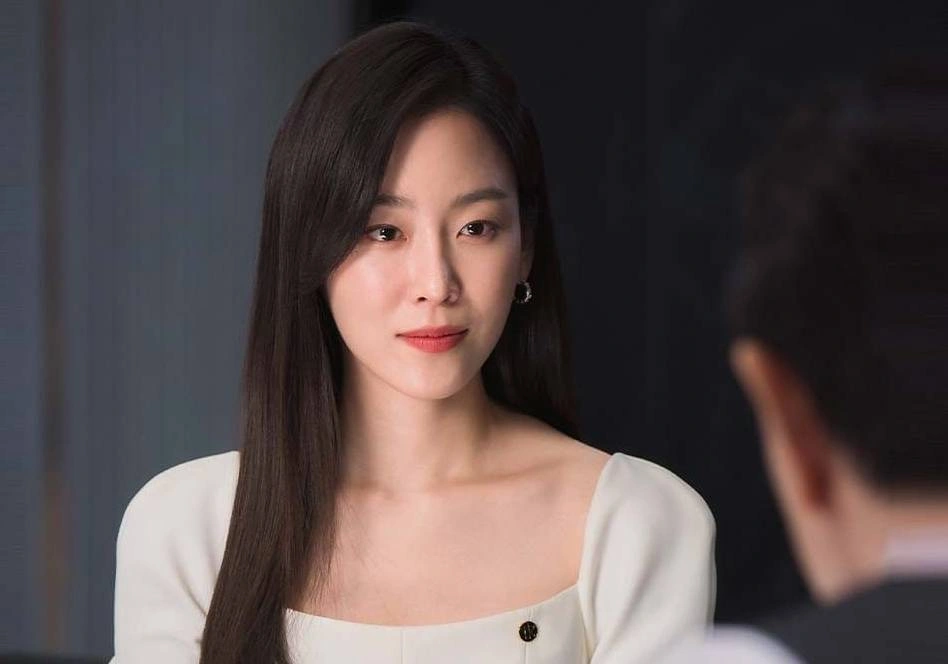 Seo Hyun Jin - Từ ác nữ đến nữ hoàng truyền hình vạn người mê, được ông lớn nâng đỡ không thành - Hình 8