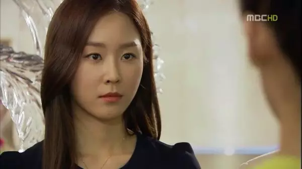 Seo Hyun Jin - Từ ác nữ đến nữ hoàng truyền hình vạn người mê, được ông lớn nâng đỡ không thành - Hình 5
