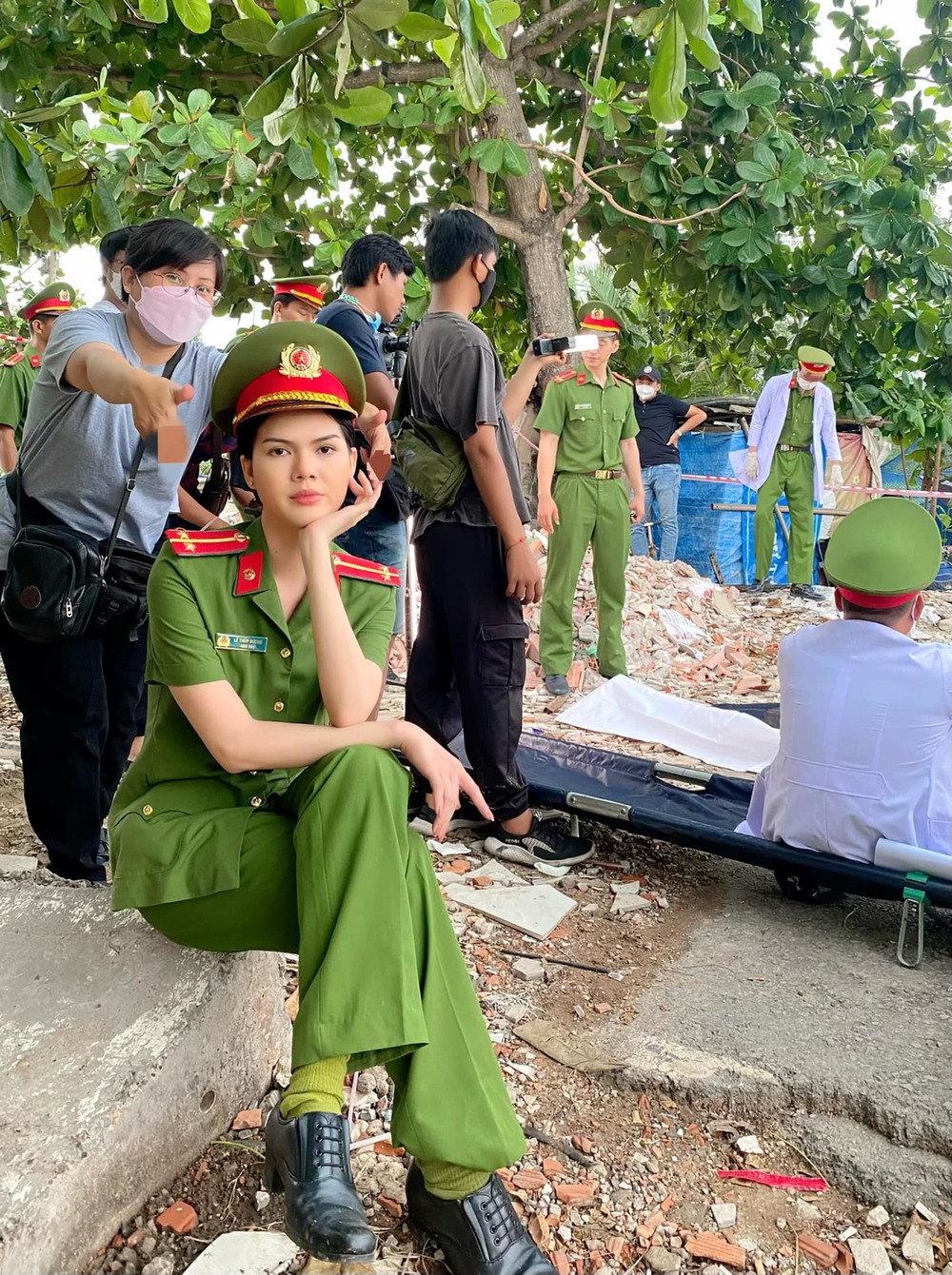 Ngọc Trinh - Nữ diễn viên trượt dài vì bị bạn trai cắm sừng, cuộc sống hiện tại gây choáng - Hình 9