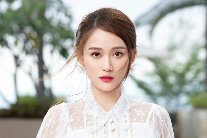 Trần Kiều Ân lộ vòng 2 lùm lùm, nghi vấn mang thai hậu tin đồn ngoại tình, hẹn hò với đàn em? - Hình 7