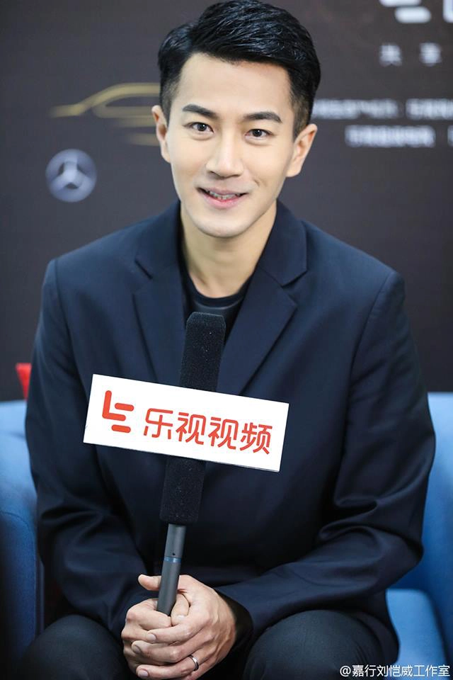 Lưu Khải Uy: Bi kịch hôn nhân với Dương Mịch, bê bối cắm sừng, lộ clip lén lút qua đêm với sao nữ - Hình 8