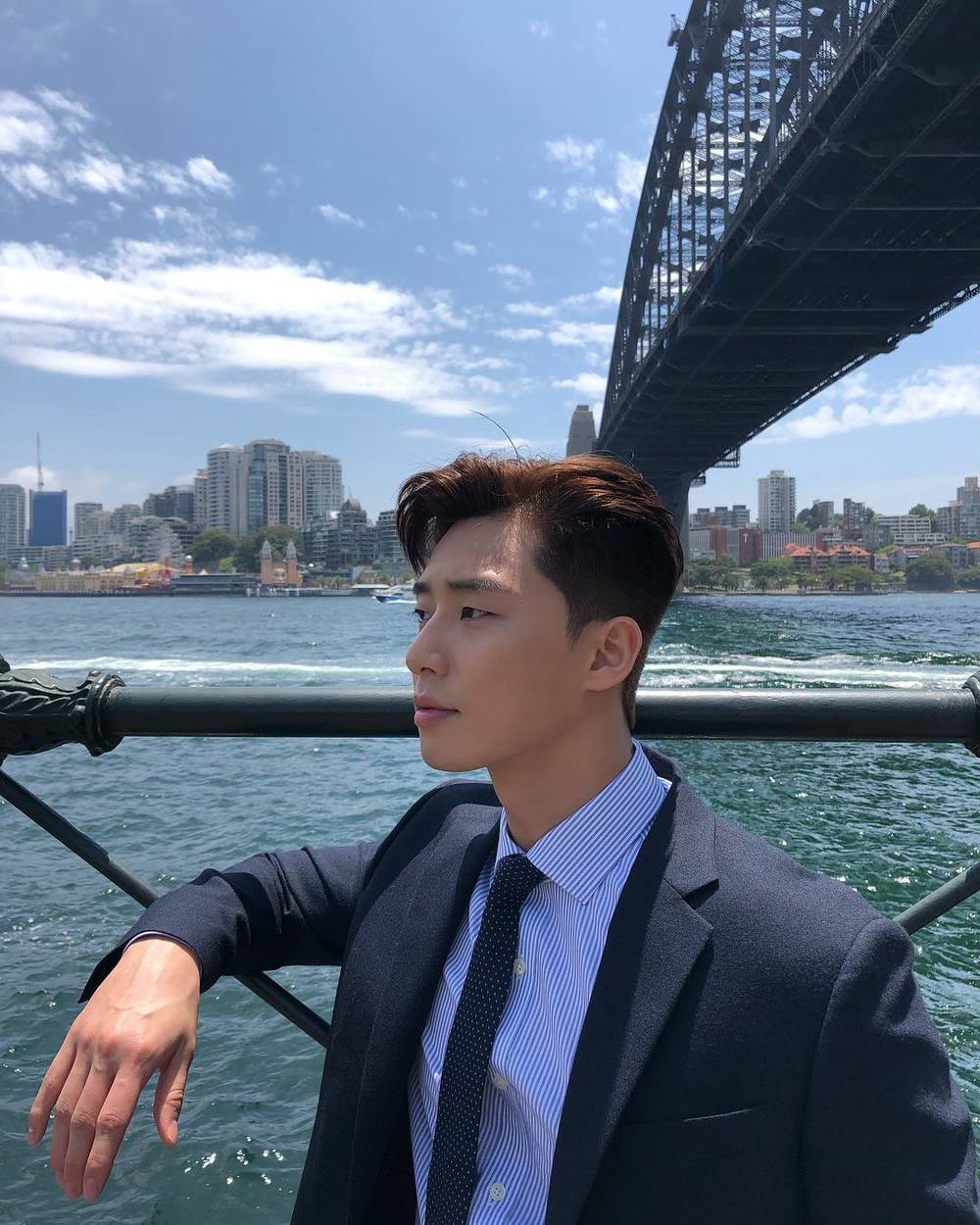 Park Seo Joon ngó lơ Park Min Young, sánh đôi cùng Han So Hee - Hình 3