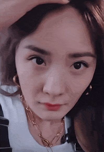 Đường Yên, Dương Mịch, Triệu Lệ Dĩnh và Lưu Thi Thi lộ rõ dấu hiệu già nua, khiến netize sốc nặng - Hình 3