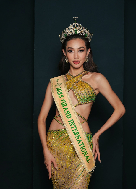 Đụng chạm Thùy Tiên, bị dì Na 'vuốt mặt', Missosology chính thức lên tiếng: 'Không nghiêm trọng!' - Hình 7